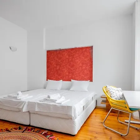Elegant & Spacious In The Heart Of 아파트 소피아